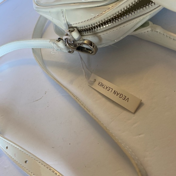 New Urban Outfitters vegan leather crossbody purse - Picture 2 of 10
